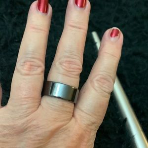 Wide band hematite ring